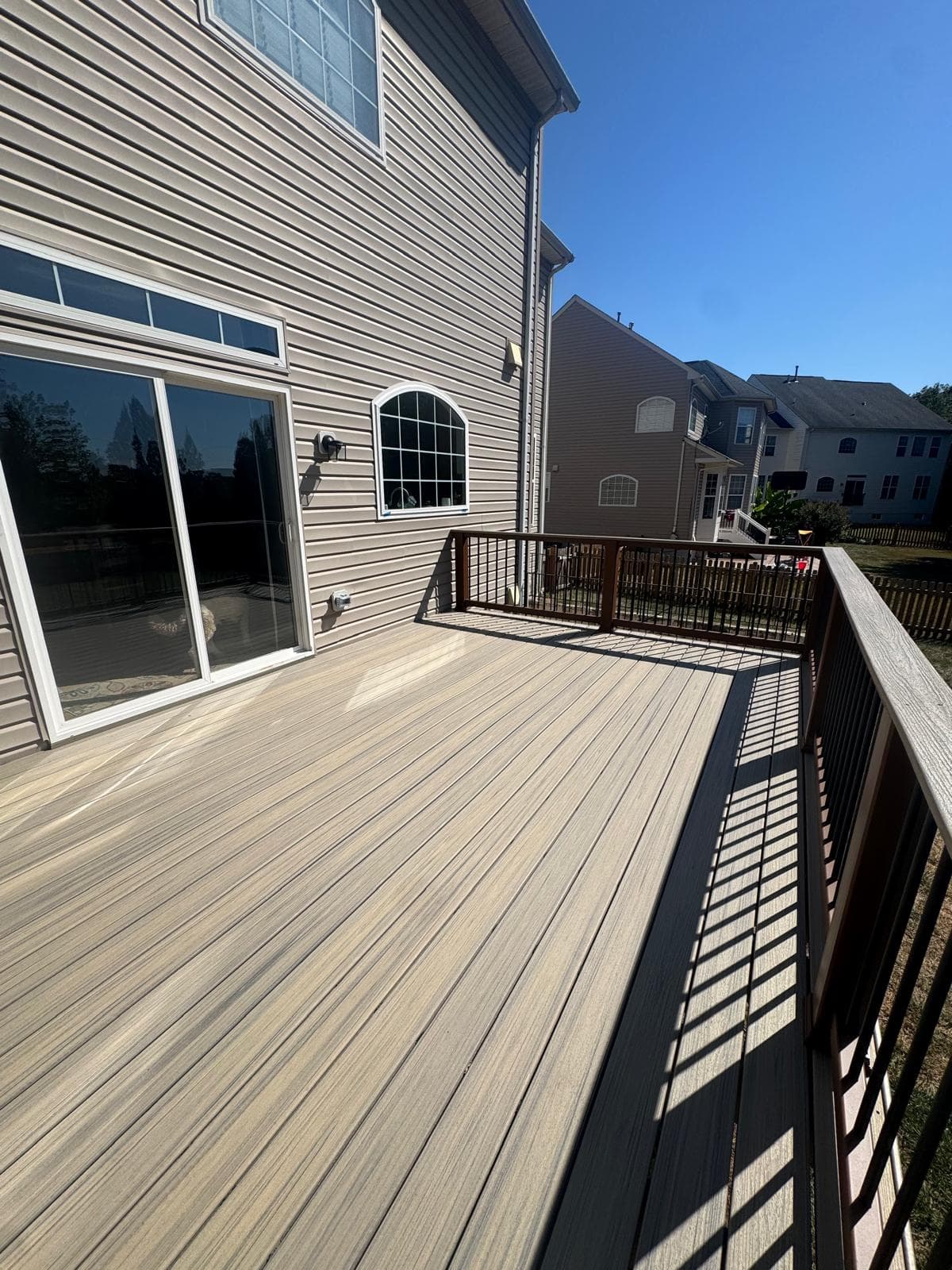 Durable long-lasting composite deck build by Trex Platinum Partner