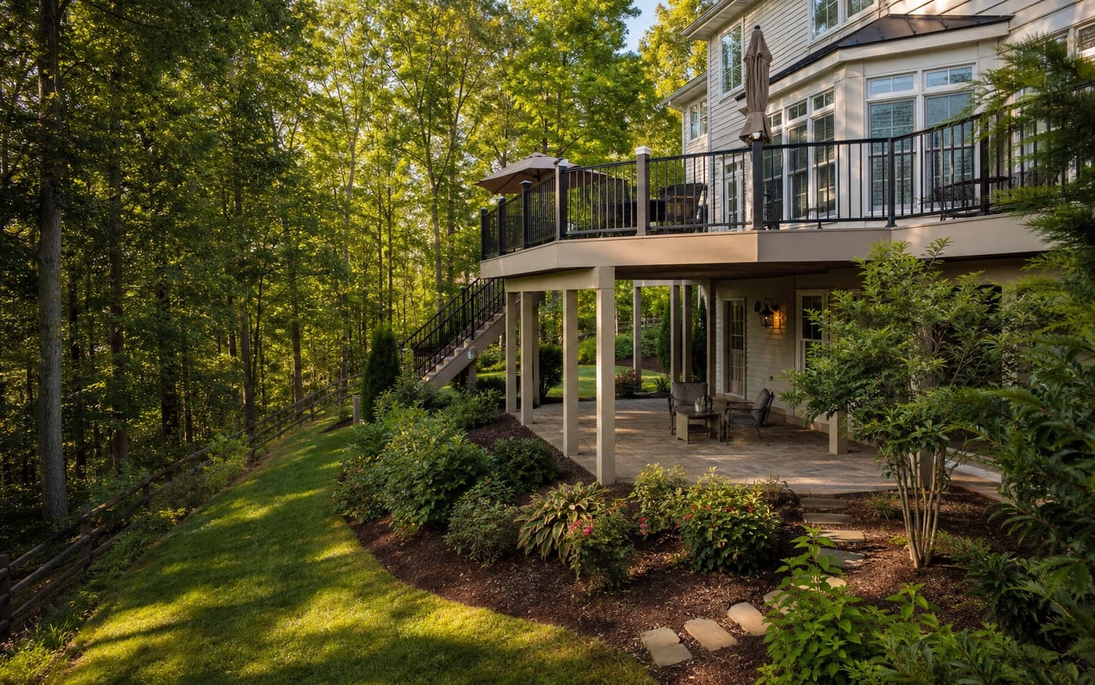 Deck Builder in Broadlands VA: Loudoun County Permits, HOA & Costs 2026