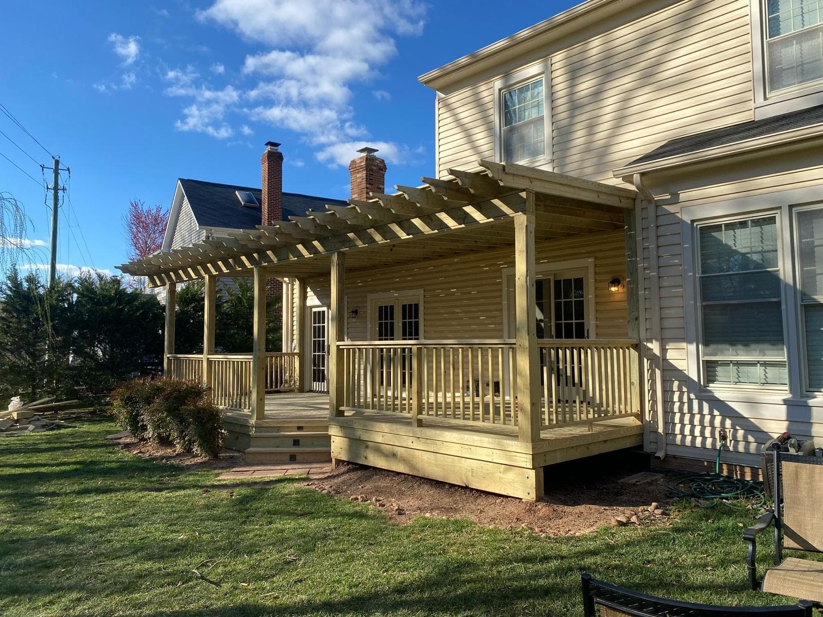 Completed outdoor living project by Loudoun Decks