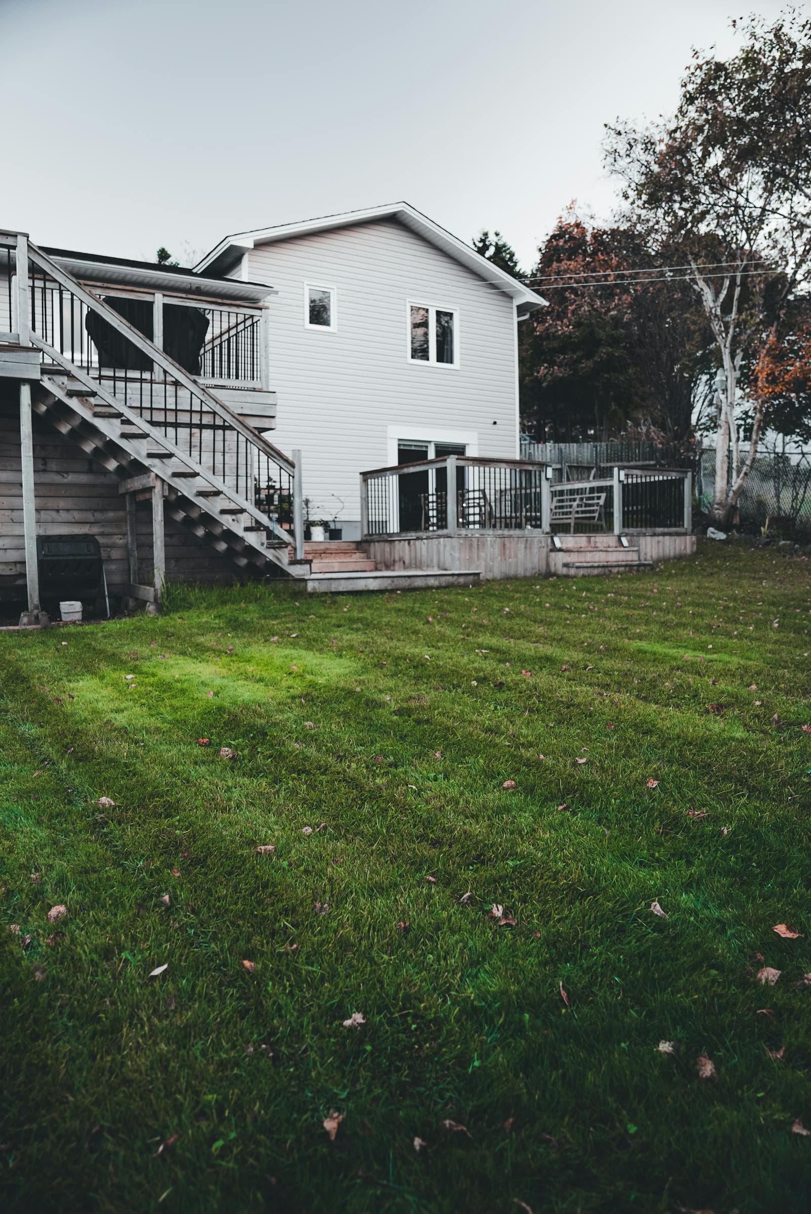 Classic Elevated Wood Deck โ Loudoun Decks Northern Virginia