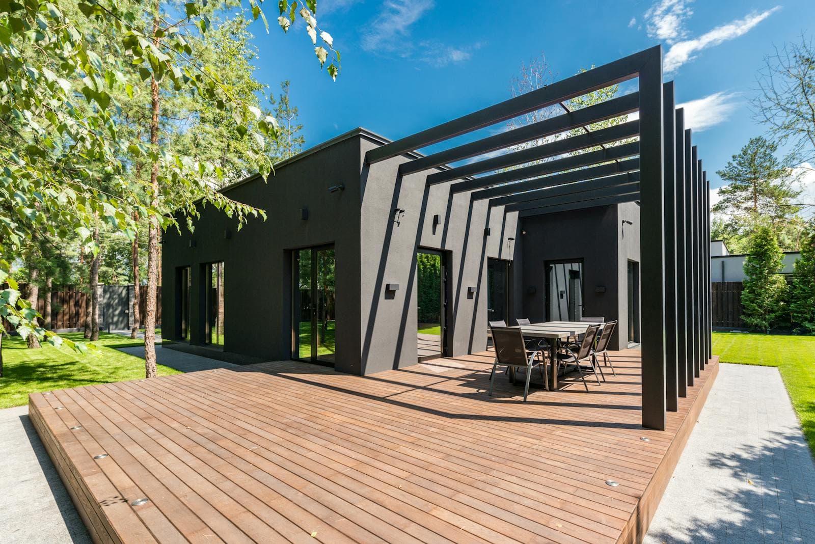 Wood Decks project inspiration for Centreville VA homeowners