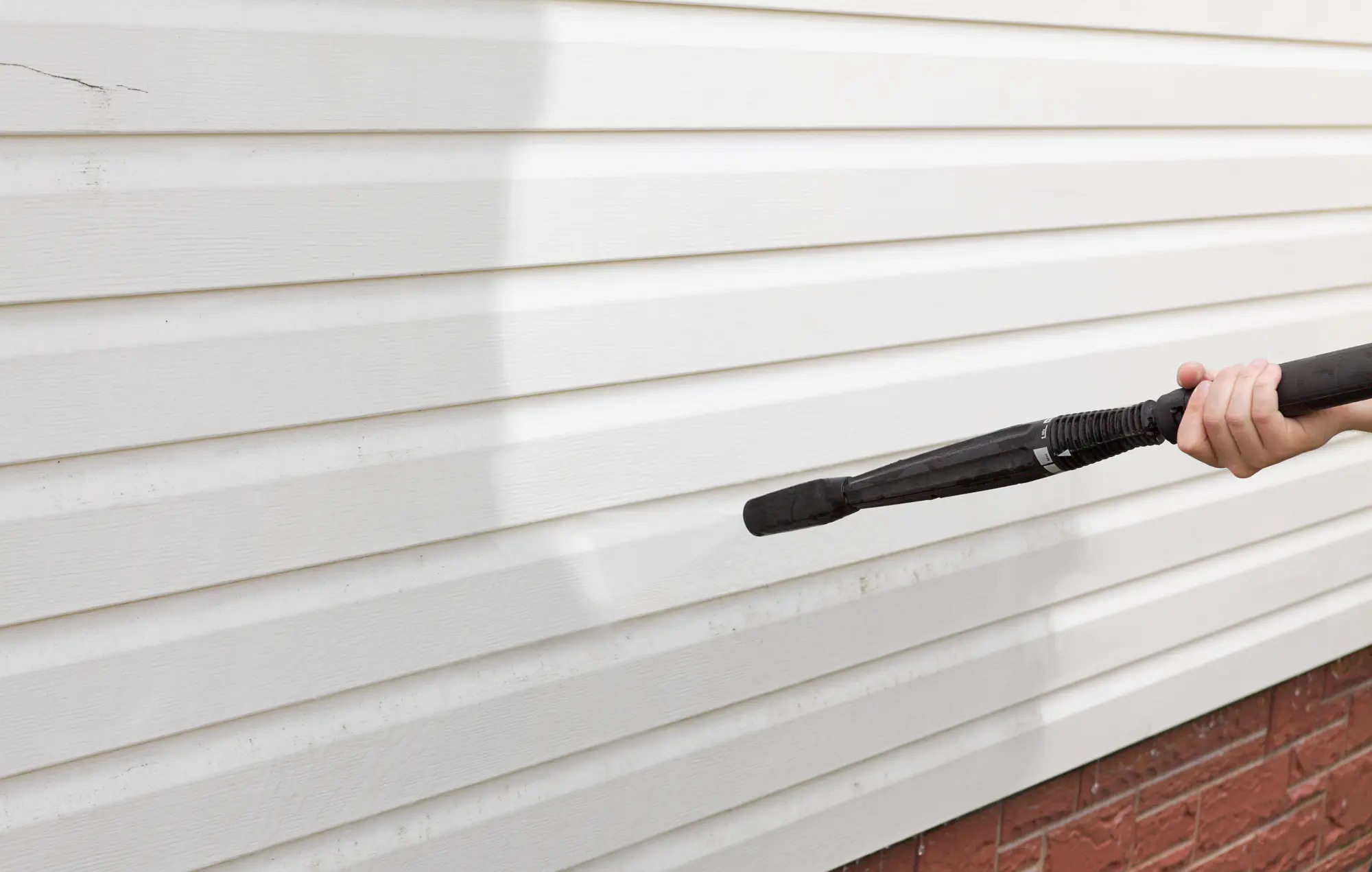 Safely Restore Your Home's Curb Appeal โ Loudoun Decks project in Northern Virginia