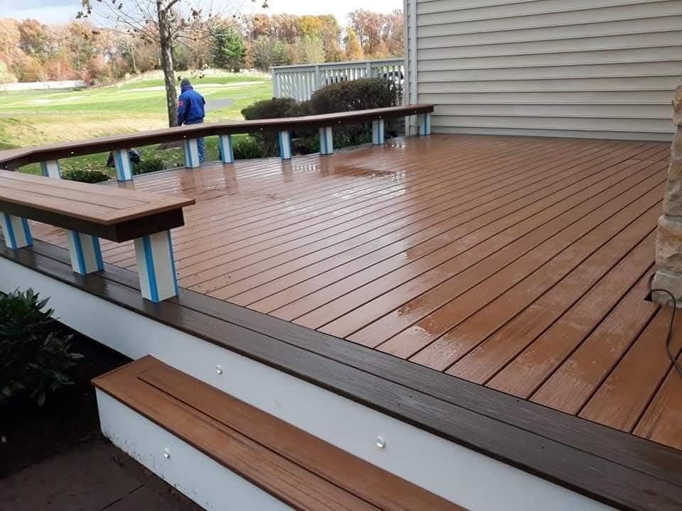 Custom Deck Builder & Design